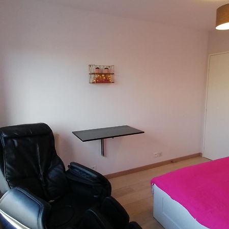 Beautiful T4 Appartement 8 Personnes Proche Disney Parking Prive بوسي سان جورْج المظهر الخارجي الصورة