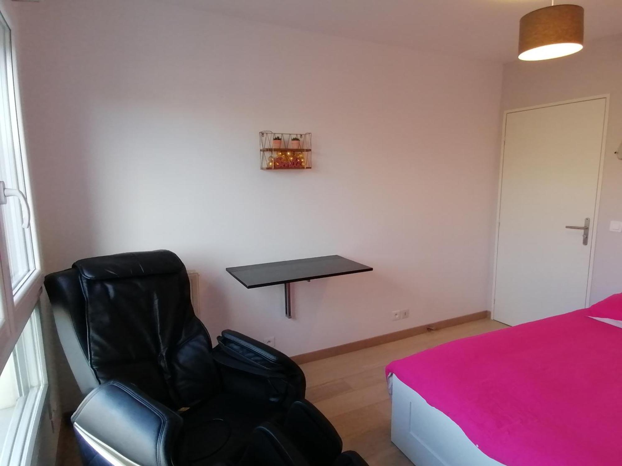 Beautiful T4 Appartement 8 Personnes Proche Disney Parking Prive بوسي سان جورْج المظهر الخارجي الصورة