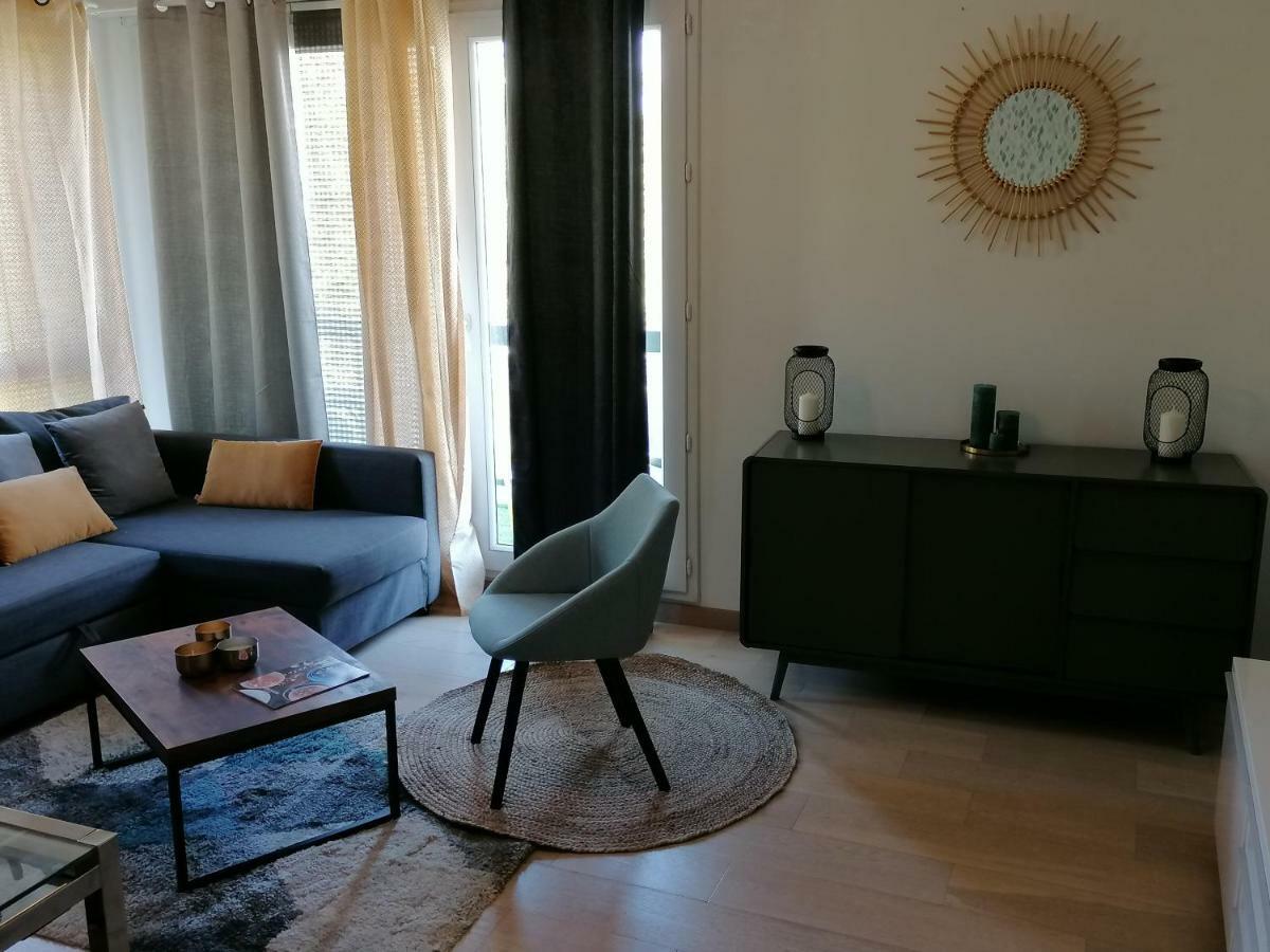 Beautiful T4 Appartement 8 Personnes Proche Disney Parking Prive بوسي سان جورْج المظهر الخارجي الصورة