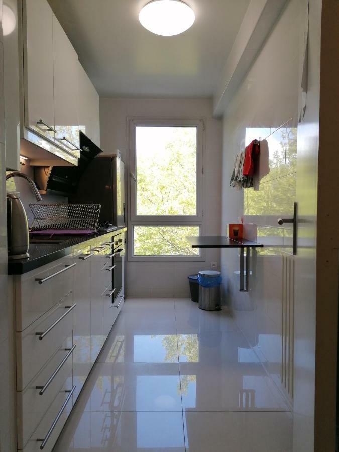 Beautiful T4 Appartement 8 Personnes Proche Disney Parking Prive بوسي سان جورْج المظهر الخارجي الصورة